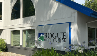 Outdoor photograph of the Downtown Chico branch.